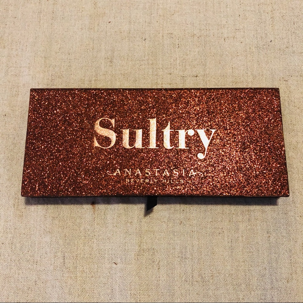 Anastasia Beverly Hills Sultry Palette - Picture 2 of 5